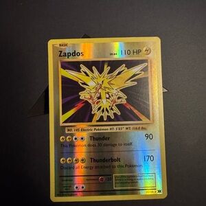 Pokemon Zapdos Holo Yellow Lightning Card